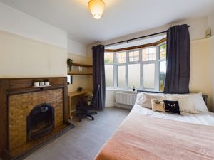 room 1 - click for photo gallery